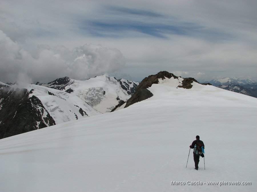 10_Verso la C.ma Linke (3631 m).JPG - 10 Verso la cima Linke (3631 m)